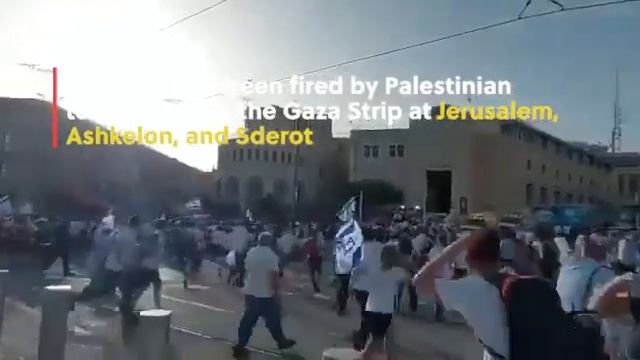 Hamas fires rockets at Jerusalem, Ashkelon & Sderot смотреть онлайн