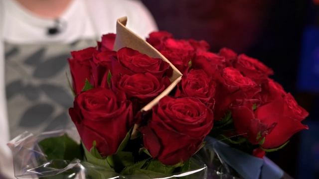 Madam Red и Rhodos 50 см | Плантации Baraka и PJ Dave Flowers | Эквадор и Кения | Цветы оптом