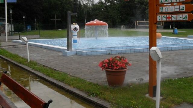 Hungary. Венгрия. Термальная купальня Мишкольц - Тапольца смотреть онлайн