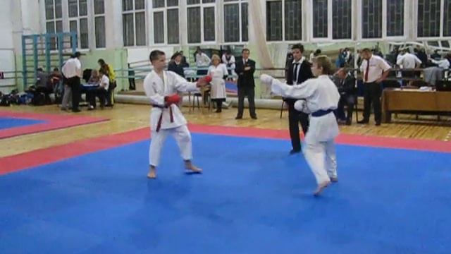 Белая церковь 08 11 15Оноприенко Павел 12 13 Алет 1 бой смотреть онлайн