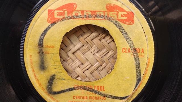 FOOLISH FOOL / DANCE BEAT - Cynthia Richards / Clancy & Stitt смотреть онлайн