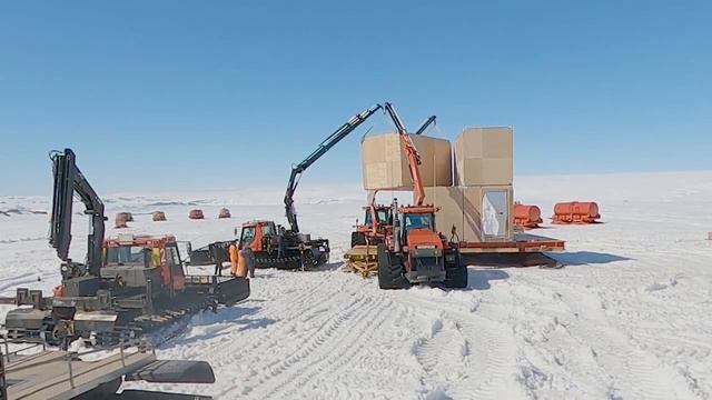 Санно-гусеничный поход в 65-ую российскую антарктическую экспедицию. Район ст. Прогресс смотреть онлайн