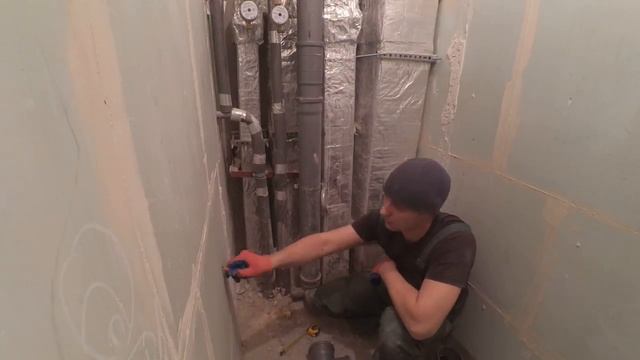 Замена тройников на канализационном стояке. смотреть онлайн