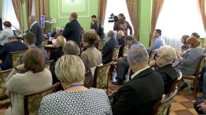 Олег Кожемяко выступил на тему Гражданской войны.