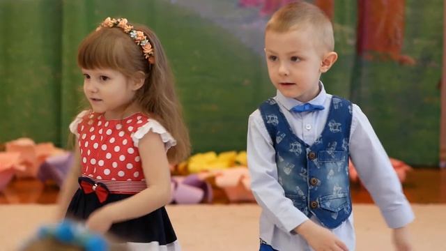 Праздник 8 марта Незабудка младшая группа смотреть онлайн