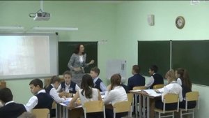 Урок геометрии в 8 классе Тема урока:" Многоугольники " Ронжина Р Р