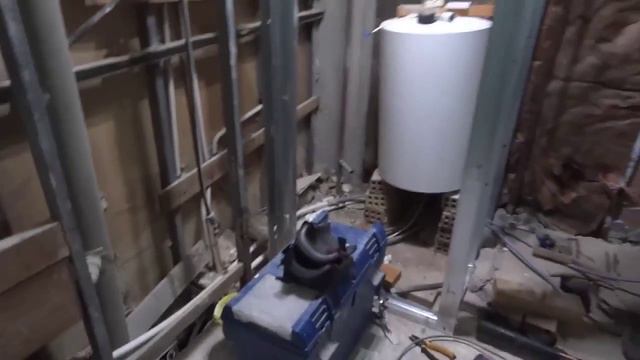 Жизнь в Гибралтаре, Что с Моей Ванной?! смотреть онлайн