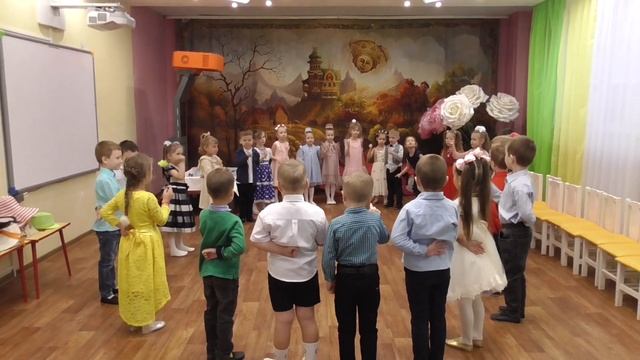 Утренник в группе № 6 (корпус 1), посвященный Дню матери (24.11.2022) смотреть онлайн