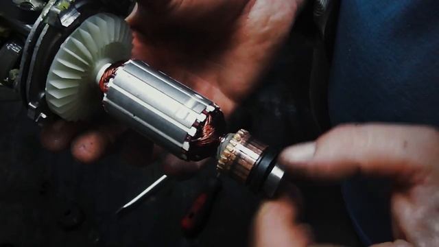 Обзор реплики перфоратора Makita HR 2450 смотреть онлайн