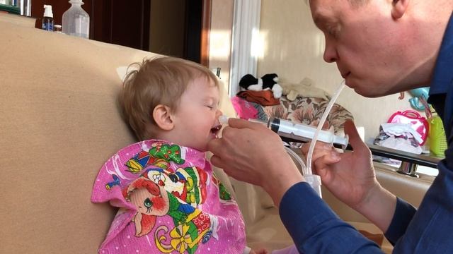 Как правильно промыть нос ребенку 2-6 лет?