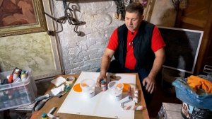 Как правильно заколеровать краску и декоративный материал в ручную.