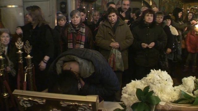 В Самоков на 7 февруари пристигна икона с чудотворните мощи на свети Ефрем Нови смотреть онлайн