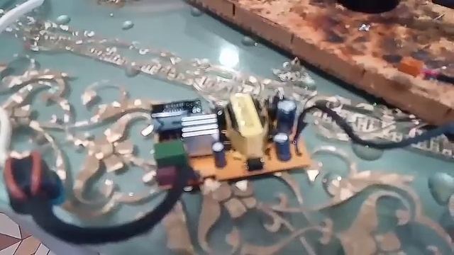 Домофон Quantum QM-4HP, ремонт, замена блока питания. смотреть онлайн