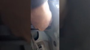 Замена лампочек стоп-габарит Мазда Демио