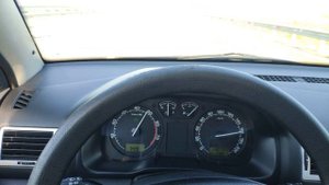 Октавия тур 1.4 bca, экипаж 3 человека и полный багажник. Разгон с 3 передачи. Таврида. Июль 2021.