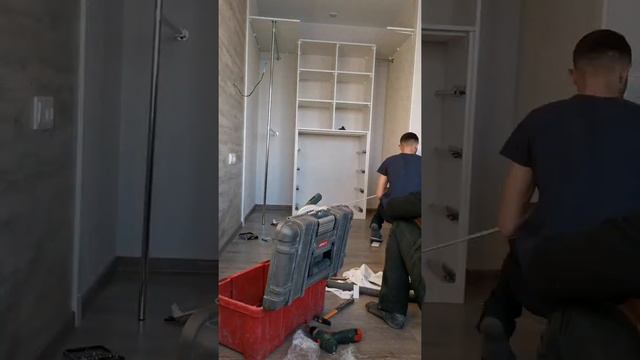 Гардеробная.. Стекло Оптивайт выбеленный пескоструем