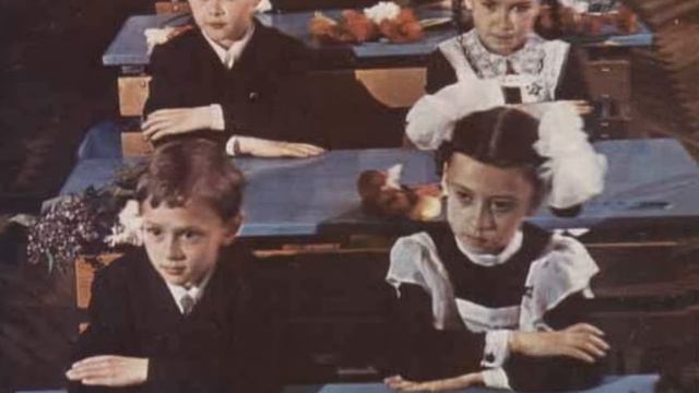 Песня "Учат в школе"