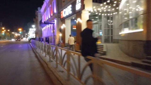 Екатеринбург Yekaterinburg. День города 300 лет. Шумное место. 19 августа 2023.