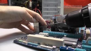 Как вытащить сломанный штекер из гнезда компьютера - лапароскопия