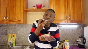 Иностранец пробует разные русские продукты (вторая часть)