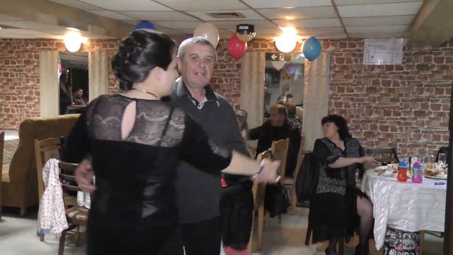 Кръщенето на Камелия и Михаела Борисови - 29. 04. 2017 г. смотреть онлайн