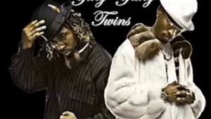 Ying Yang Twins ft. Pitbull - Shake