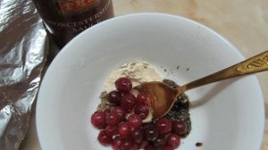 Запеченный стейк из свинины в клюквенном маринаде