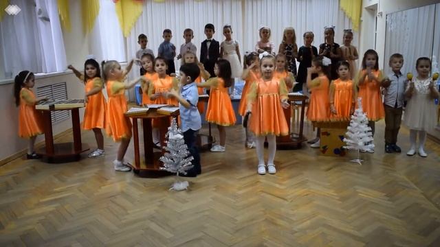 МДОУ №55 г. Сочи. Шумовой оркестр "В лесу родилась ёлочка"