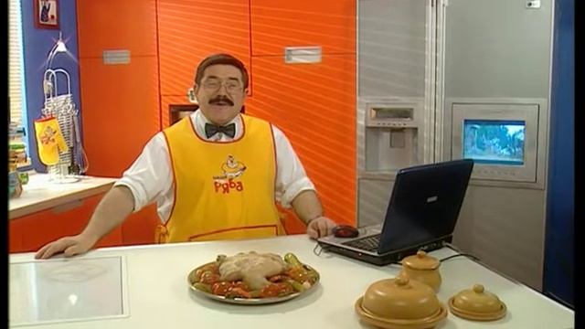 Курица в соленой корке. Фруктовый шашлык.