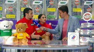 "Да и хрен с ними с этими оценками". Аннабель Морозова и Девид Нарижный в студии Максима Транькова