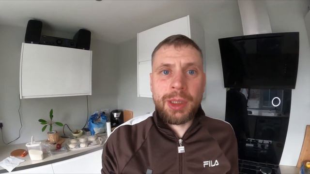 Ждём новый товар на обзор, а пока поедим пиццу. смотреть онлайн