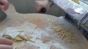 Лапшарезка-тестораскатка.Домашняя лапша без усилий.