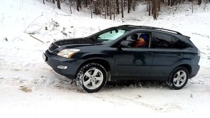 Lexus RX330 off road