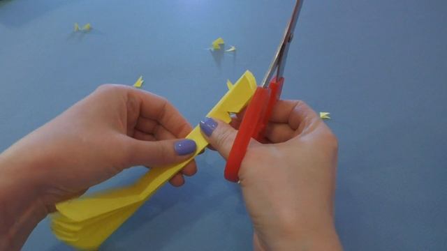 Как сделать ангела из бумаги. Ангелочек. Поделки для детей 4, 5, 6 лет. Игрушки гармошкой