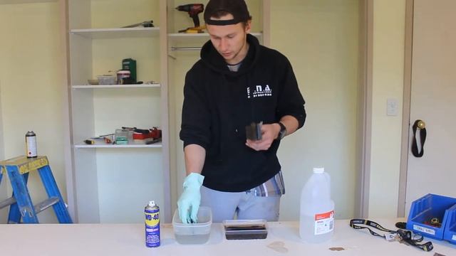 Remove rust From Tools and Drill Bits with household Items смотреть онлайн