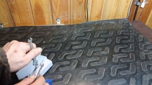 ПРОСТЕЙШАЯ ОСНАСТКА ДЛЯ ЗАТОЧКИ СВЕРЛА.