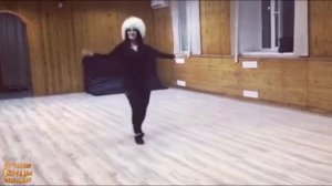 Самед Меджидов лезгинка под песню потому что я влюблен 💂