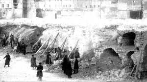 РАСКОПКИ В МОСКВЕ И ГРЯЗЕВОЙ ПОТОК В ПИТТСБУРГЕ В 1900-Х.