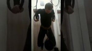 #Отжимания #на #кольцах с #весом