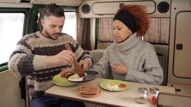 Что мы знаем о ЯЙЦАХ?! Как они могут повлиять на наше ЗДОРОВЬЕ?! смотреть онлайн