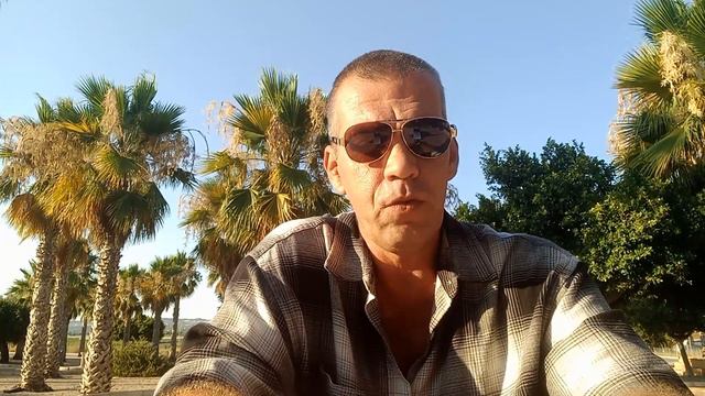 Стоит ли ехать в Испанию, если в России жизнь удалась? Эмиграция из России. Иммиграция в Испанию.