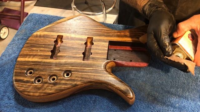 First coat Liberon Finishing Oil to bass guitar body black limba, purpleheart, wenge смотреть онлайн