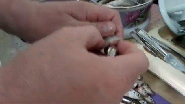 Как быстро почистить корюшку смотреть онлайн