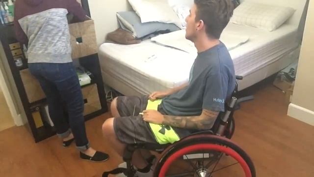 Quadriplegic Morning Routine and WORKOUT смотреть онлайн