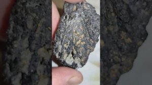 Черный алмаз, карбонадо. Р=3,5.