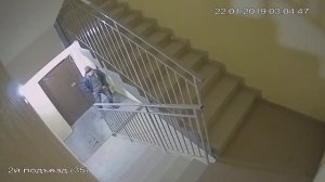 Мокруха в подъезде