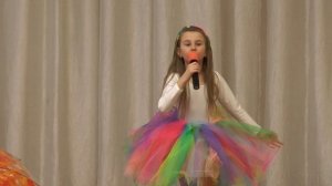 Сизова Алиса "Дождик, солнце, радуга" Муз., слова Д. Воскресенский