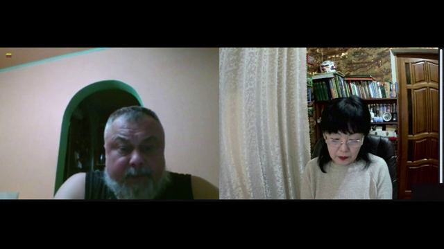 Литовец просвещает меня.