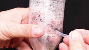 Фонтан Герона с тремя пластиковыми бутылками