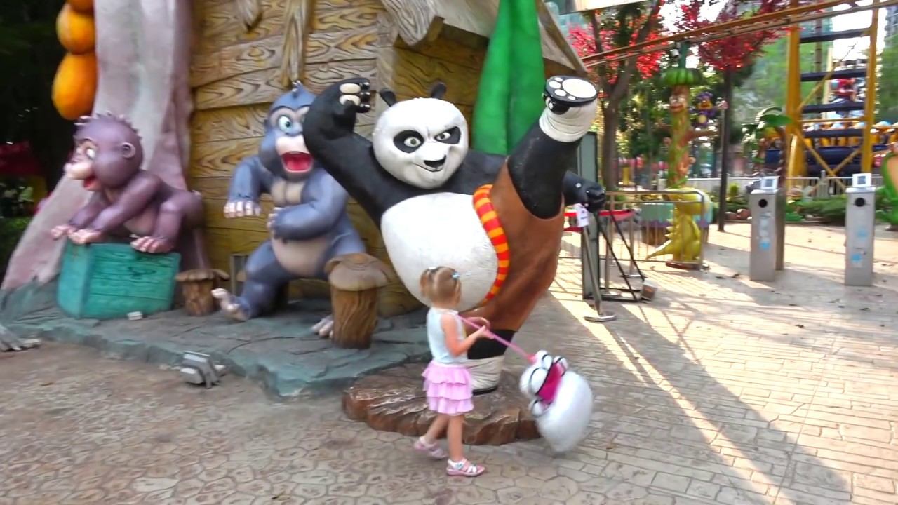 Самый лучший Детский парк? ВЛОГ в СУПЕР парке для детей смотреть онлайн